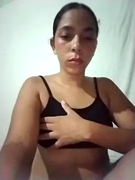 YuliBrayan online show from April 25, 5:21 am