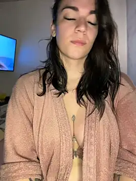 alicemeb online show from August 3, 5:40 pm