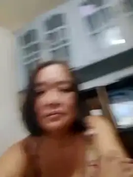 jeanyummytits online show from May 1, 11:19 pm