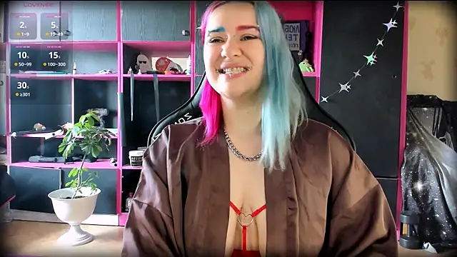 Neon Baddie online show from July 10, 8:15 am
