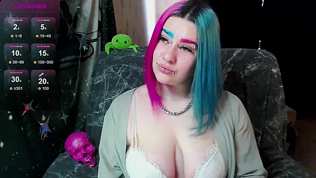 Neon Baddie online show from April 30, 7:13 am