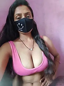 BaddieUnleashed online show from July 22, 9:43 am
