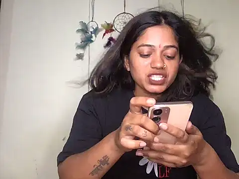 Alisspet online show from April 20, 5:49 pm