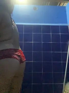 sara2512 online show from April 15, 7:03 pm