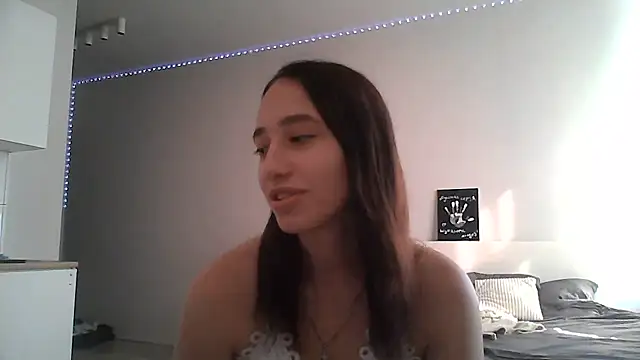 DarkMirel online show from August 4, 2:45 pm