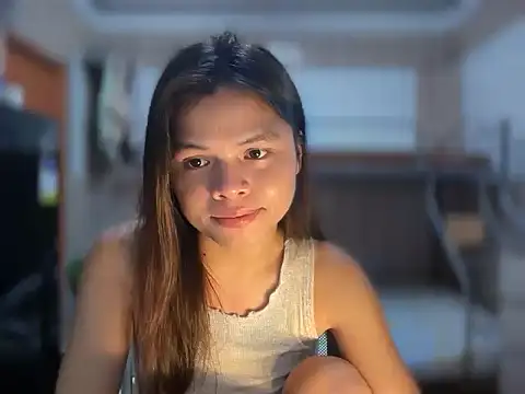 transaliyah online show from April 21, 2:57 pm