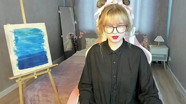 Helen Carson online show from April 21, 2:51 am