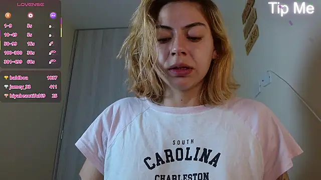 aprildumont online show from July 2, 10:43 am