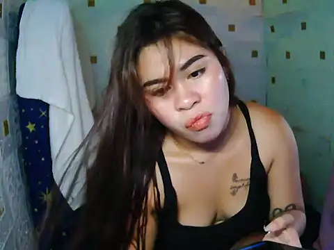 hottiemomma09 online show from June 15, 10:04 am