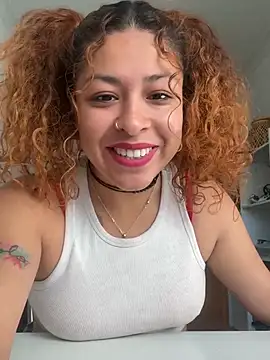 rebeldflower online show from April 15, 7:53 am