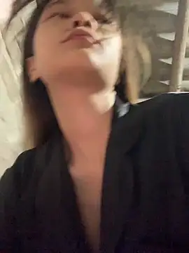 Elysa-x online show from April 21, 2:35 pm