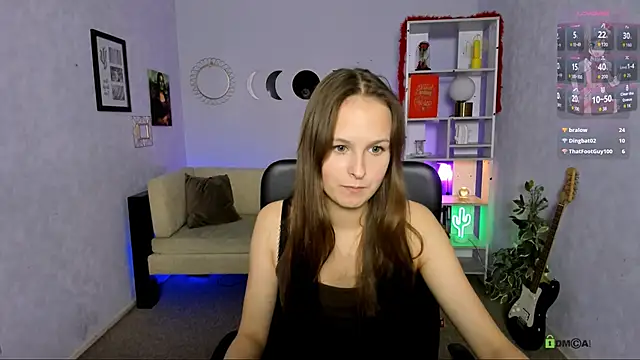 ashli bright online show from April 30, 5:40 pm