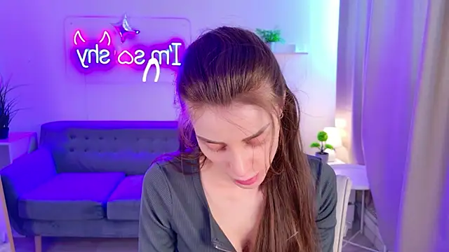 Neko Naru online show from April 17, 2:52 pm