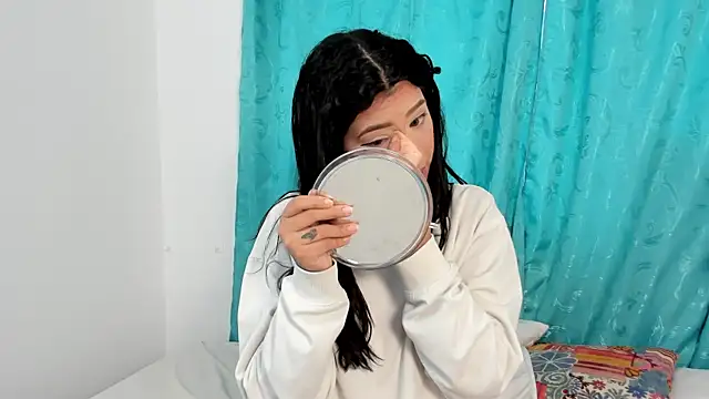 Nathy Pelaez online show from July 14, 12:21 pm