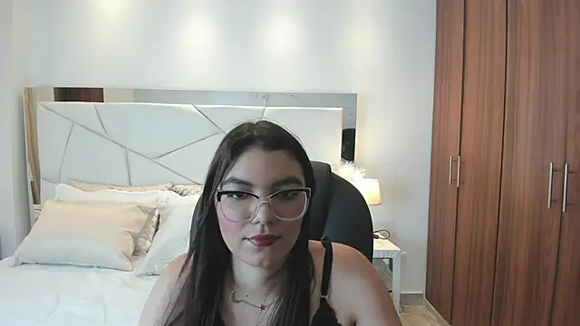 angelica-moon online show from April 27, 7:22 pm
