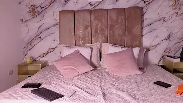 KaylaKnowles Pv online show from June 5, 8:59 pm