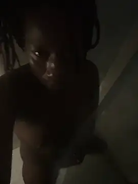 Aprilberri online show from July 15, 11:31 pm