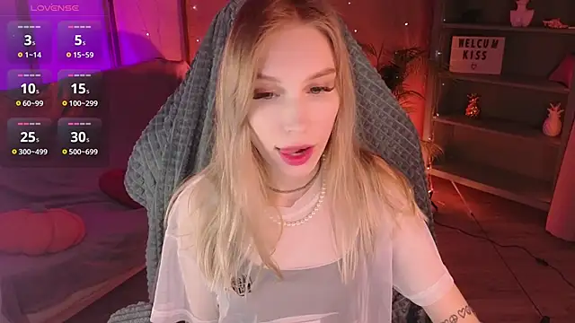 MilaDuales online show from May 28, 5:49 am