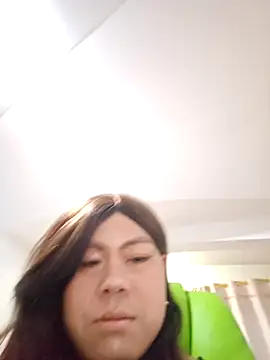 swzl0 online show from April 25, 1:52 pm