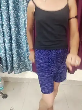 Kamini rani online show from April 27, 8:39 pm