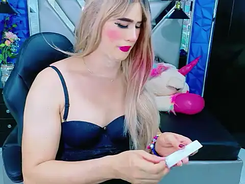 Nicolle Morrisx online show from July 29, 8:53 pm