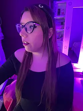 AliceMtz online show from June 16, 11:50 pm