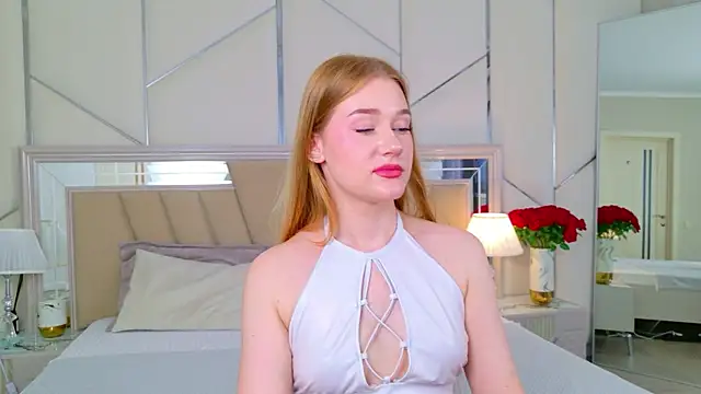 EmmiliRosse online show from June 19, 5:16 pm