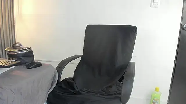 lolabunnysc online show from May 30, 12:36 pm
