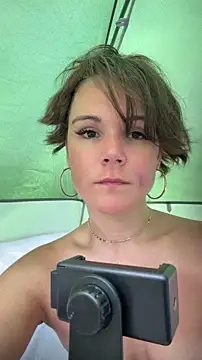 BaileyMFox online show from July 20, 6:52 pm