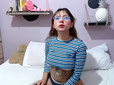Kitana kitty online show from June 20, 4:49 am