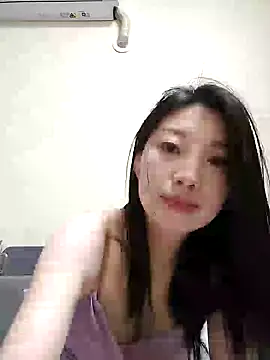 duozhi125216 online show from April 20, 6:33 pm