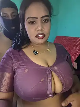 Hot Cupole online show from August 4, 4:24 pm