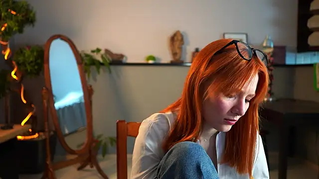 MinhSigalaa online show from April 25, 4:26 am