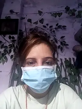 honeyhus online show from May 2, 3:21 am