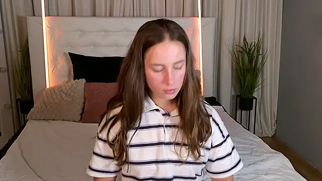 NadinnL online show from July 6, 3:03 pm