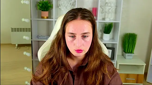 NadinnL online show from July 14, 6:07 am