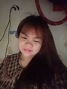 Truxcy1 online show from May 17, 12:43 am