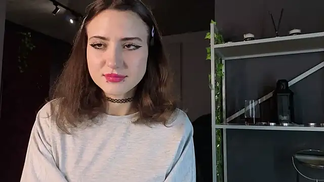 lovergirl4me online show from April 27, 4:37 pm