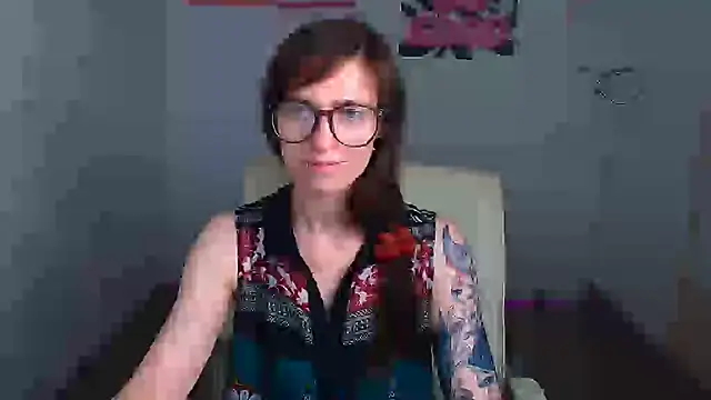 Luna Tantra online show from July 3, 2:01 pm