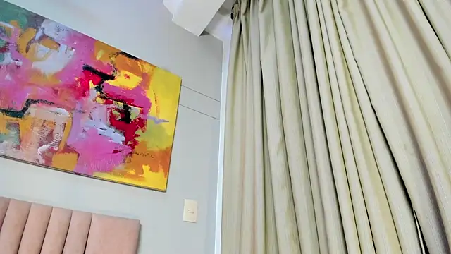 SofiHudson online show from April 28, 12:52 am