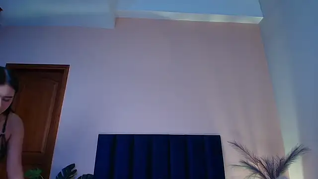 SofiHudson online show from April 24, 12:46 am