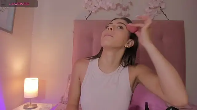 mayleeth  online show from April 28, 1:37 pm