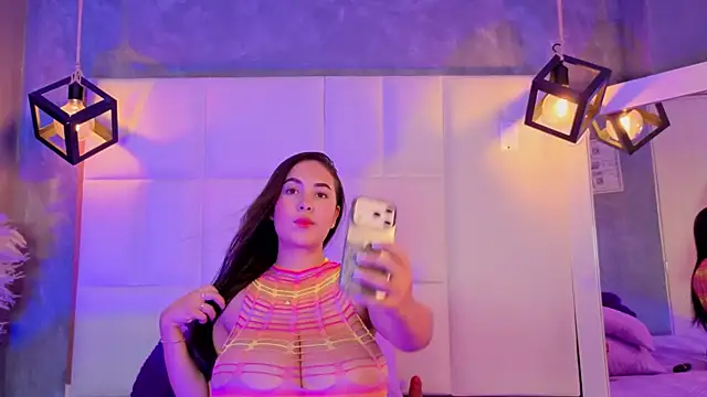 Violetta rose  online show from July 15, 10:58 pm