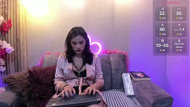 ShantalBr online show from May 19, 3:13 am