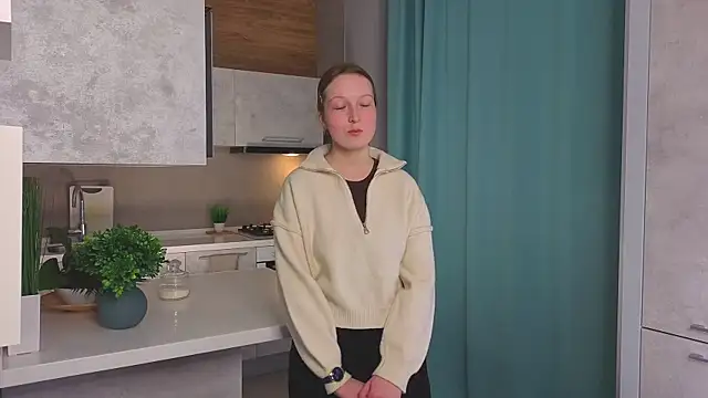 KeIIeyStrong online show from April 26, 5:43 pm