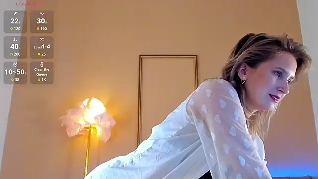 Lilianadaniels online show from June 14, 2:24 am