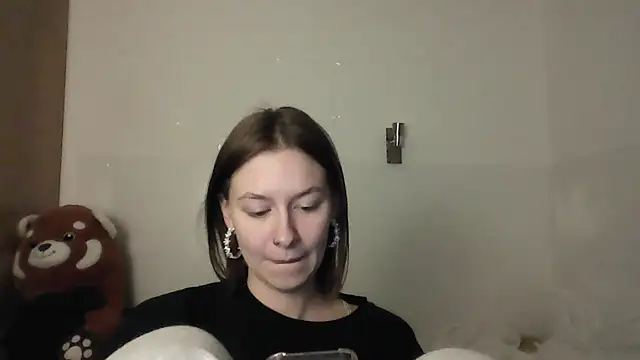 JuicyErika online show from May 17, 9:47 pm