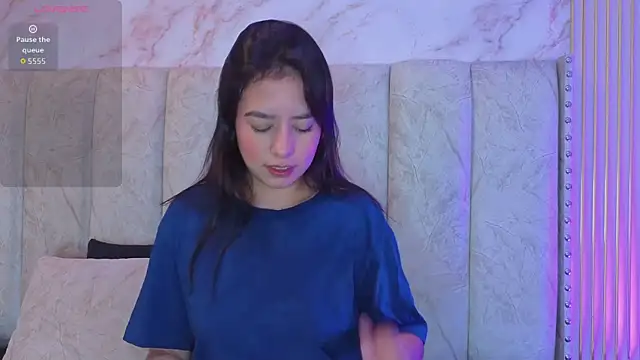 Alahia Bloom online show from July 3, 12:11 pm
