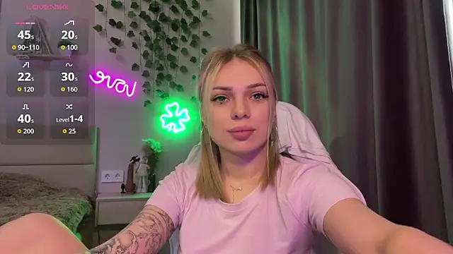 CandyRass online show from June 2, 11:11 am