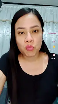 Nicol Alvarez1 online show from July 22, 6:14 am